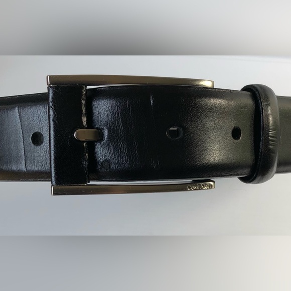 Calvin Klein Leather Belt - Picture 2 of 8